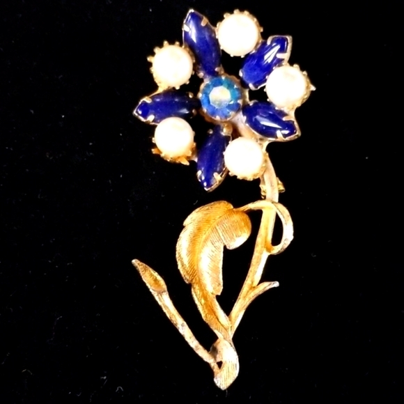 Vintage 1950s Faux Pearl Glass Stone Flower Brooch - Picture 3 of 9